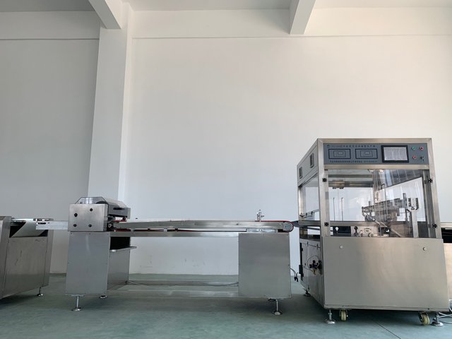 CY-Schneidemaschine mit Abisolier- und Umformfunktionen