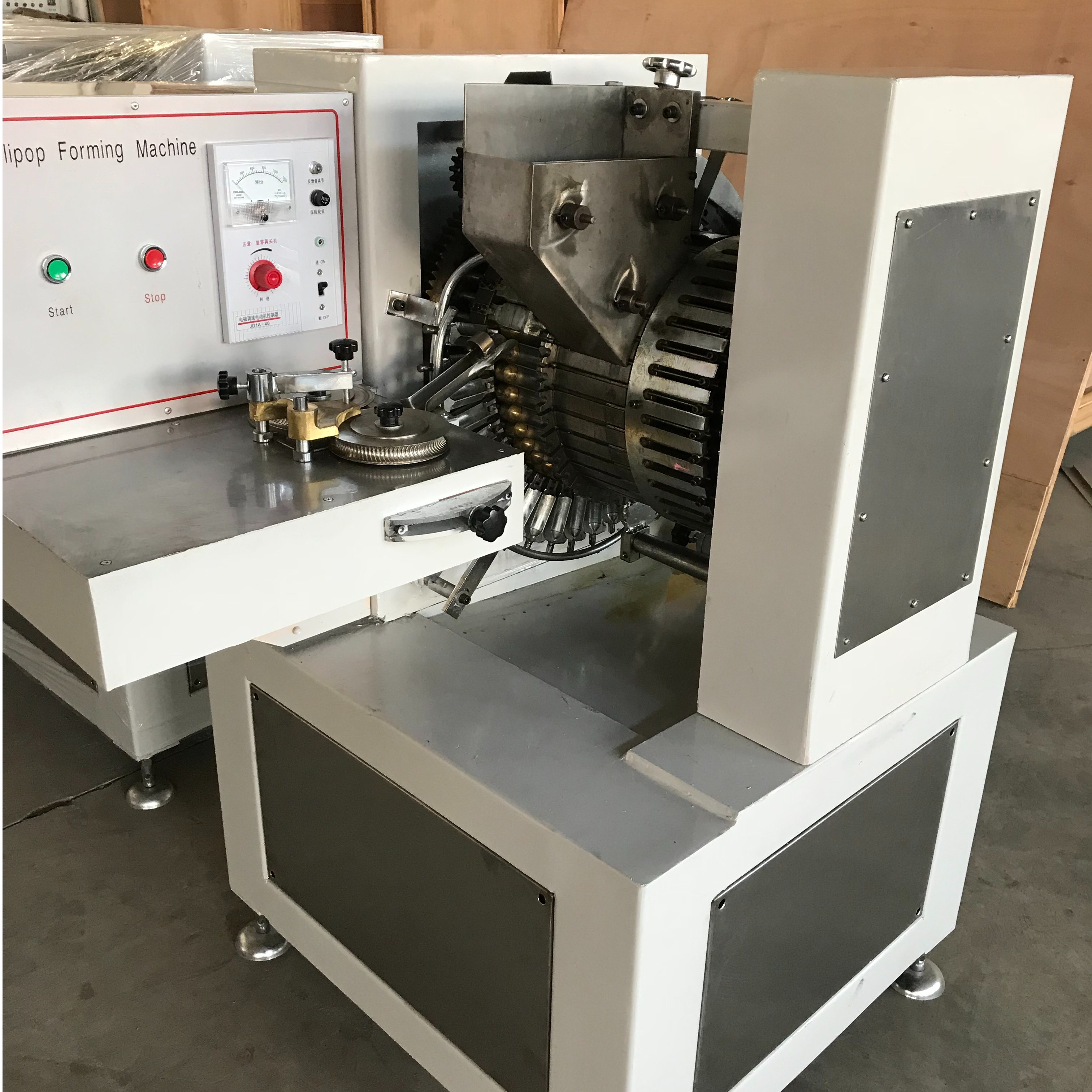 CY-400 Ball-Lollipop-Formmaschine