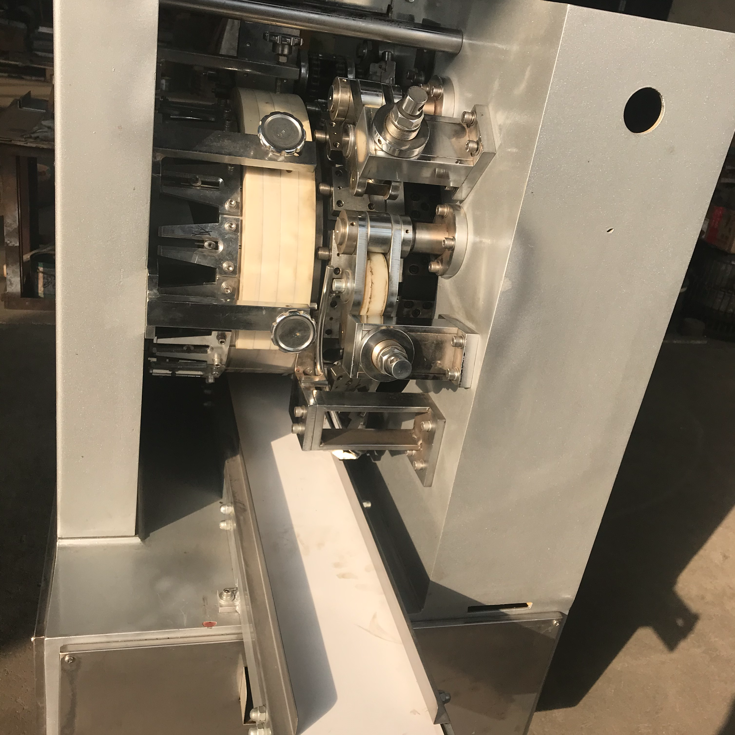 CYYB-250 Maschine zum Formen von unregelmäßig geformten Lutschern